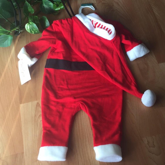 Cat & Jack Christmas Santa Outfit With Hat - Picture 5 of 6